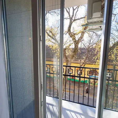 Apartman Sms Gold 2 *